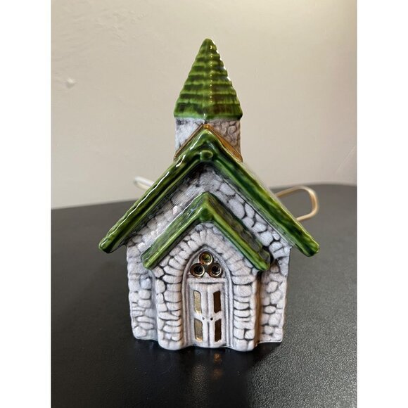 Vintage Ceramic Light Up Church Chapel Hand Painted Stained Glass 6.5" Tall - Picture 14 of 16